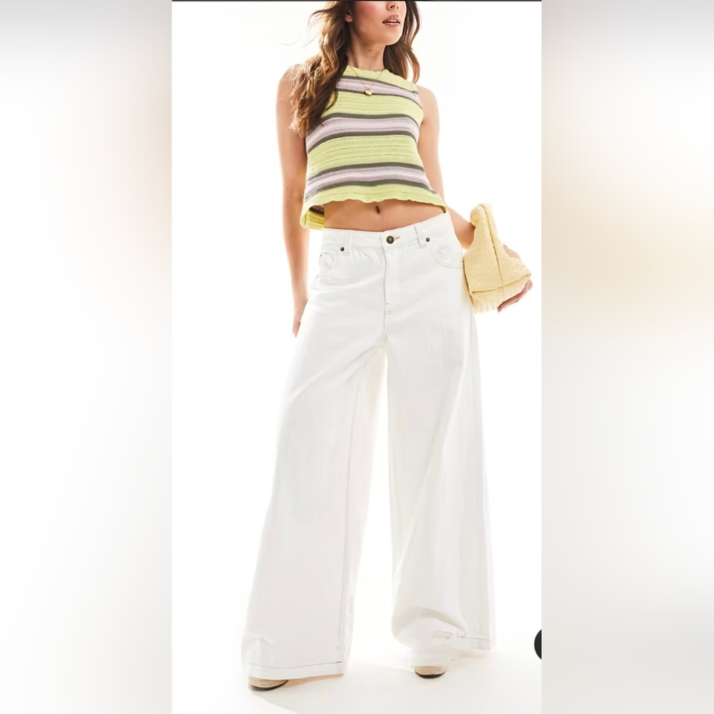 Bershka Women's White Ultra Wide Leg Jeans